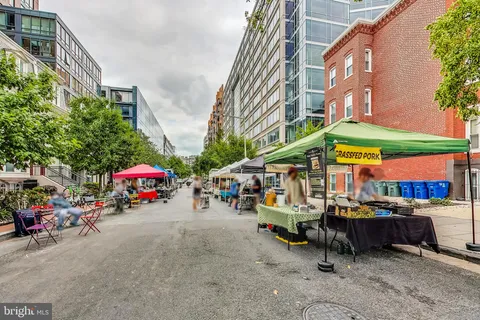 $579,000 | 811 4th Street Northwest, Unit 112, Washington, DC 20001