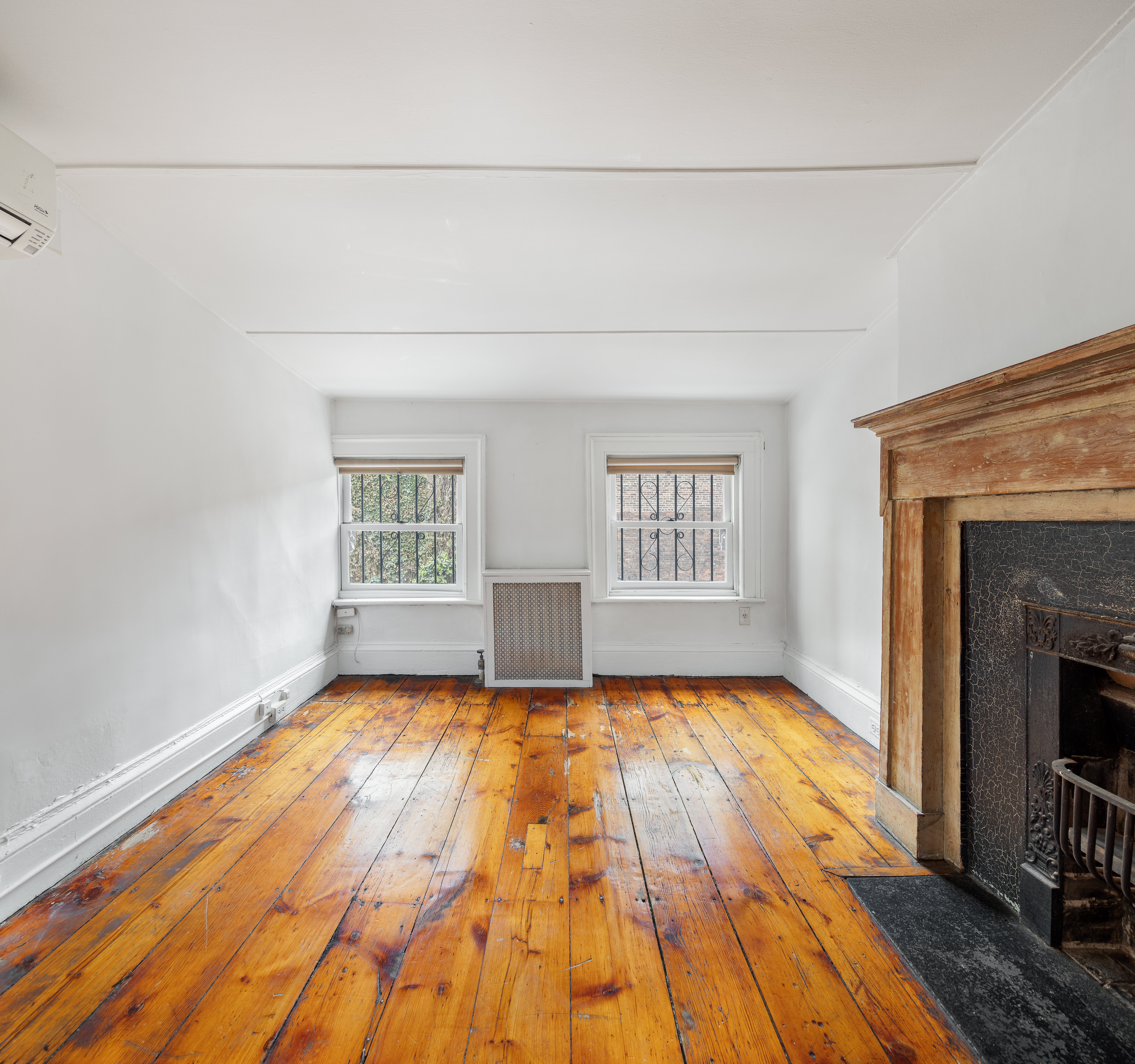 180 Waverly Place Manhattan, NY 10014 - Photo 10 of 15