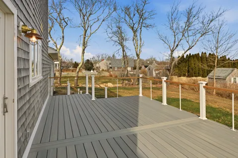 $1,295,000 | 30 Indian Road, Little Compton, RI 02837