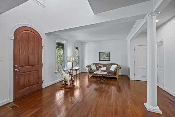 $1,050,000 | 8114 Kylemore Way, Ellicott City, MD 21043