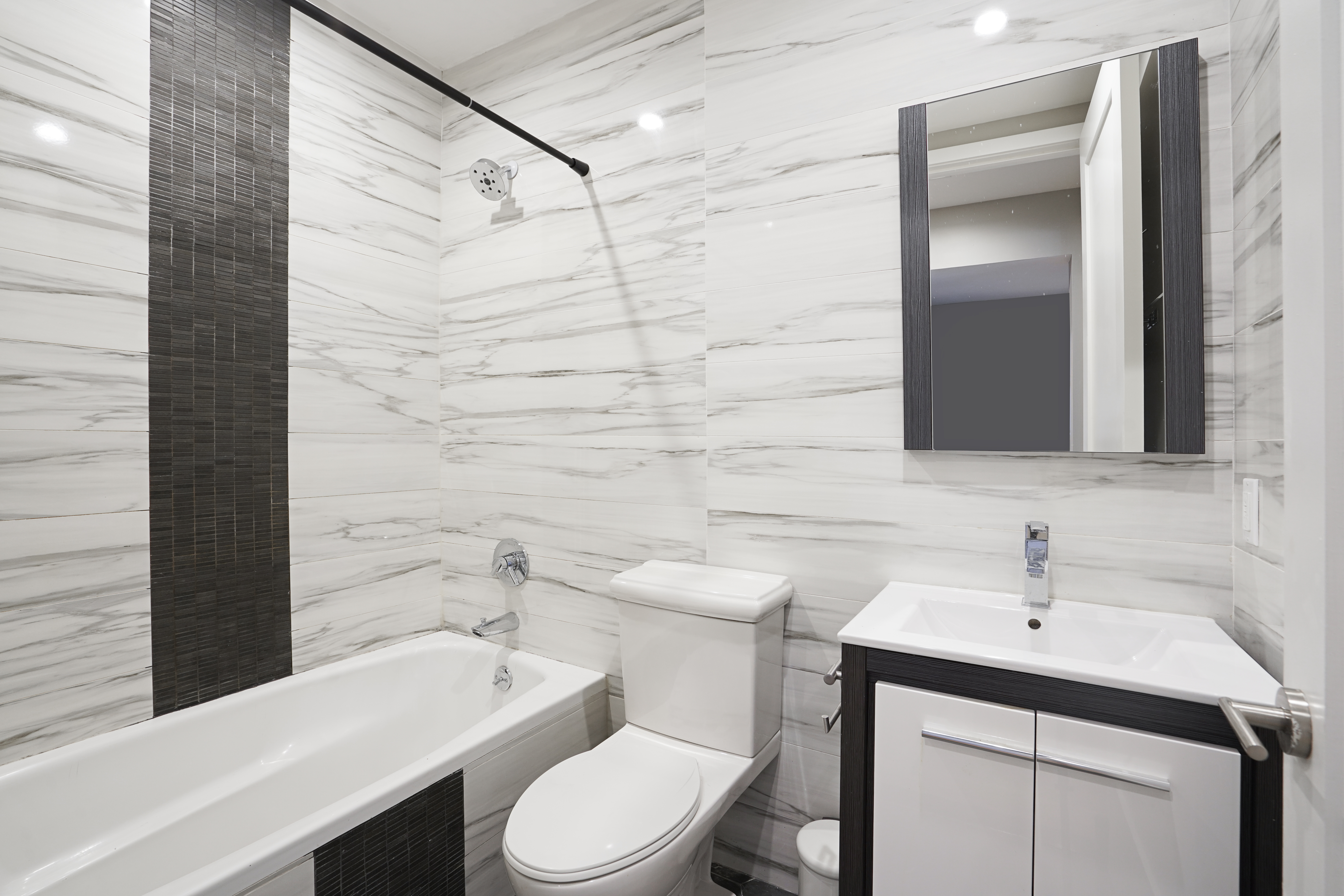 341 Prospect Place, Unit 2L Brooklyn, NY 11238 - Photo 8 of 11