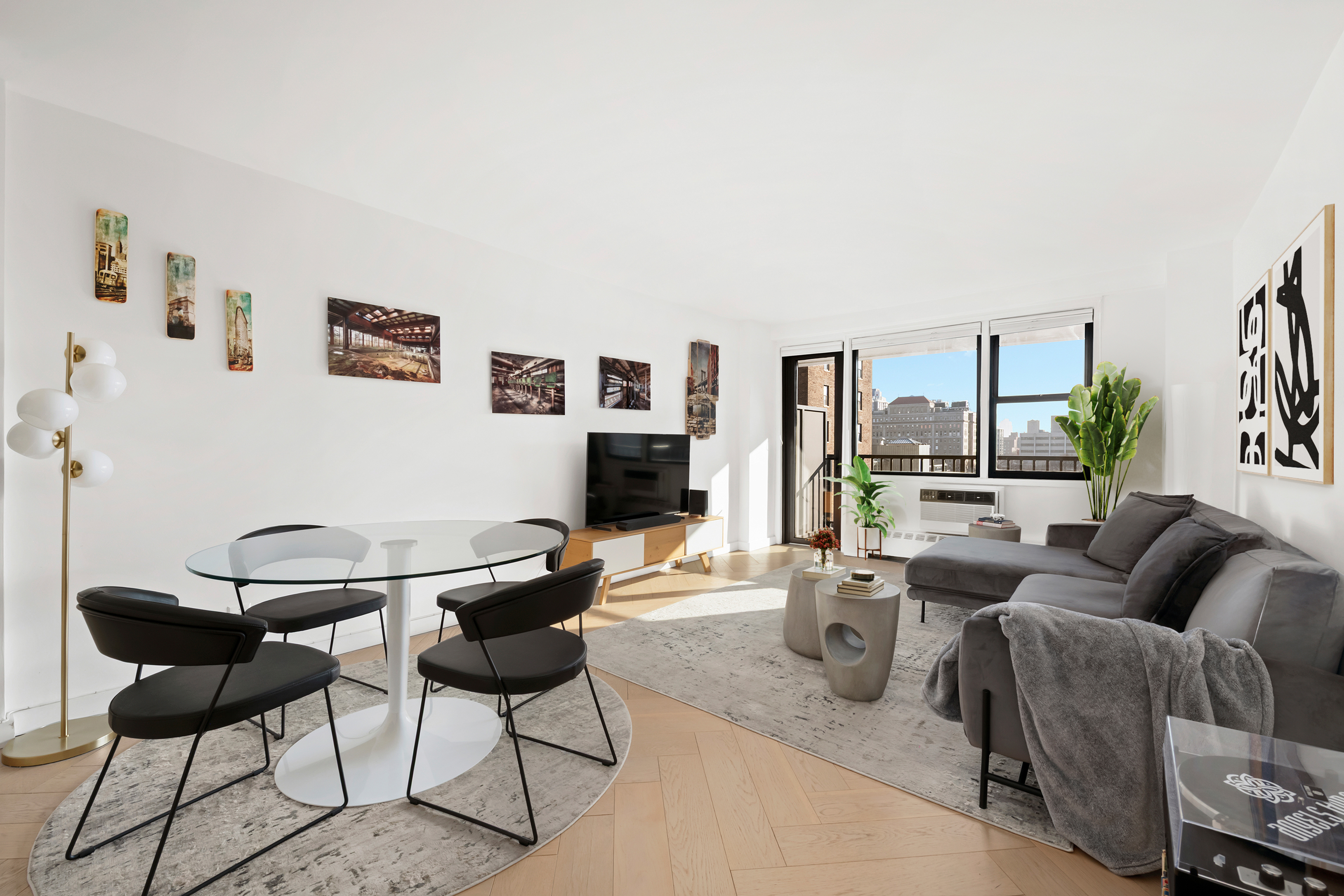 145 East 15th Street, Unit 10T Manhattan, NY 10003 - Photo 1 of 8