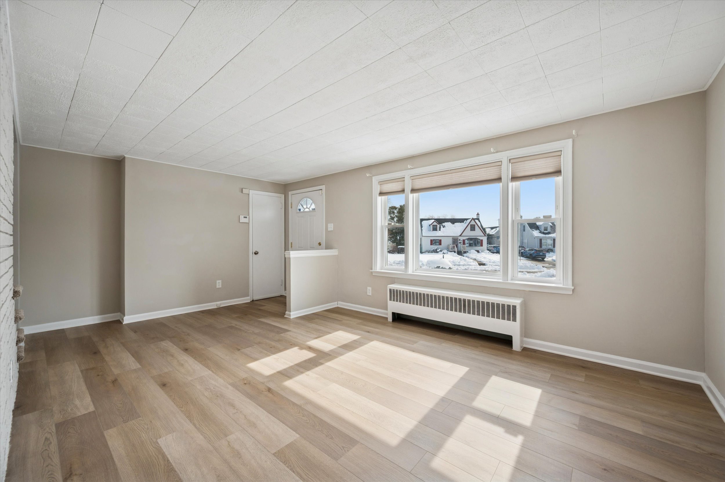 513 Stewart Road Hatboro, PA 19040 - Photo 4 of 25