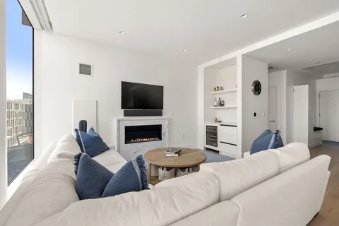 $3,199,000 | 380 Harrison Avenue, Unit 14G, Boston, MA 02118