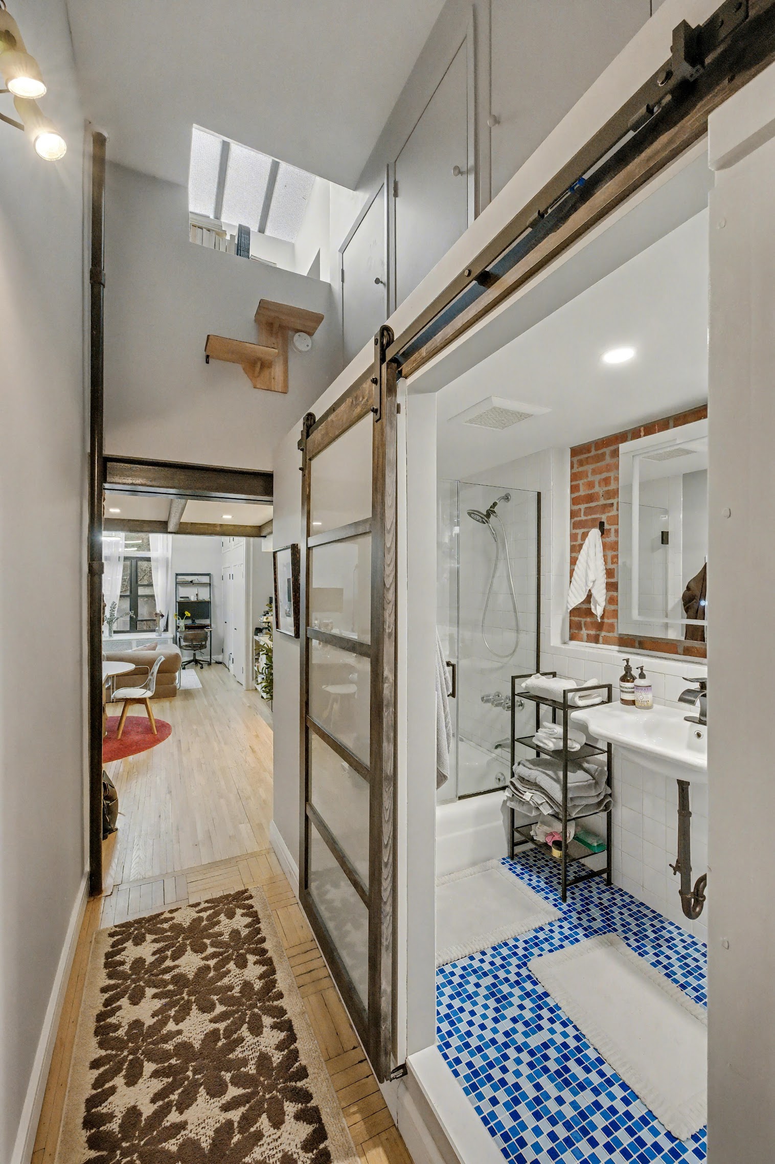 132 Joralemon Street, Unit 2C Brooklyn, NY 11201 - Photo 7 of 12 a room with furniture