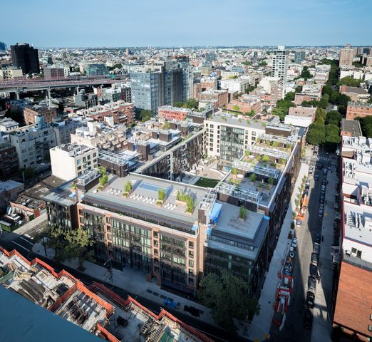 $1,298,269 | 429 Kent Avenue, Unit 304 | Williamsburg