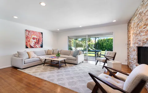 $2,049,000 | 6006 Wooster Avenue, Los Angeles, CA 90056