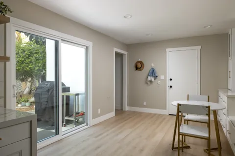 $4,498,000 | 207 21st Street, Huntington Beach, CA 92648