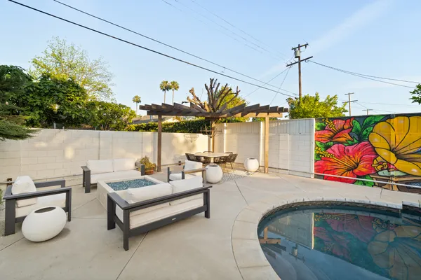 $1,649,000 | 5758 Tobias Avenue, Sherman Oaks, CA 91411