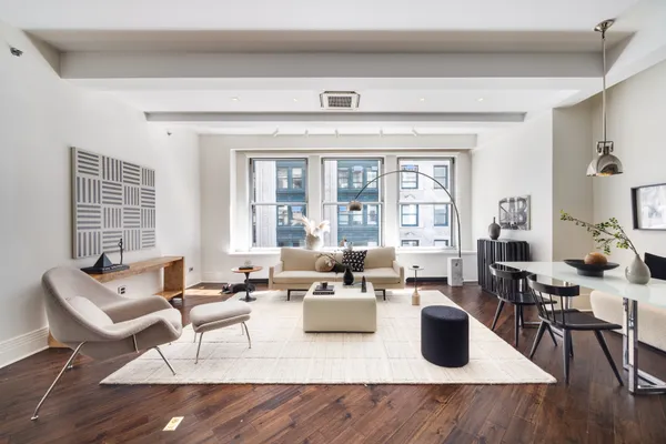 $1,995,000 | 74 5th Avenue, Unit 5C | Greenwich Village