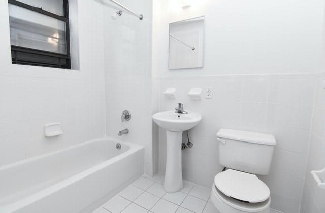 229 Parkville Avenue, Unit 2D Brooklyn, NY 11230 - Photo 6 of 7