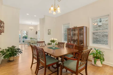 $1,500,000 | 1238 West Wellington Avenue, Chicago, IL 60657