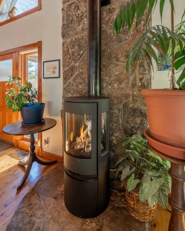 $3,900,000 | 667 East Kelly Avenue, Jackson, WY 83001