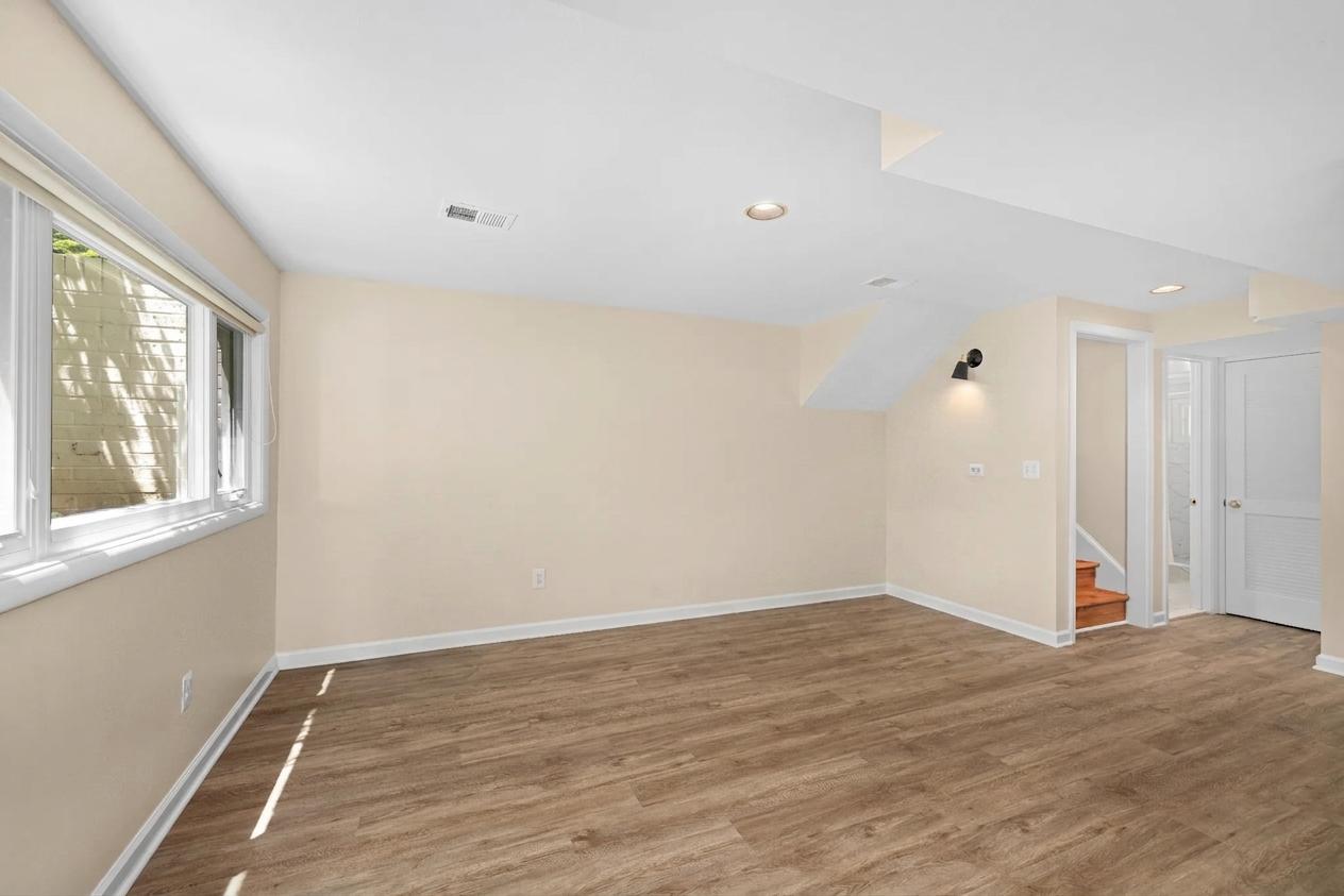 1111 Raymond Avenue McLean, VA 22101 - Photo 24 of 45