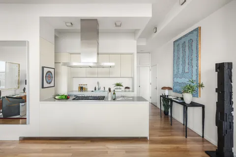 $2,990,000 | 175 East Broadway, Unit 7A | Two Bridges