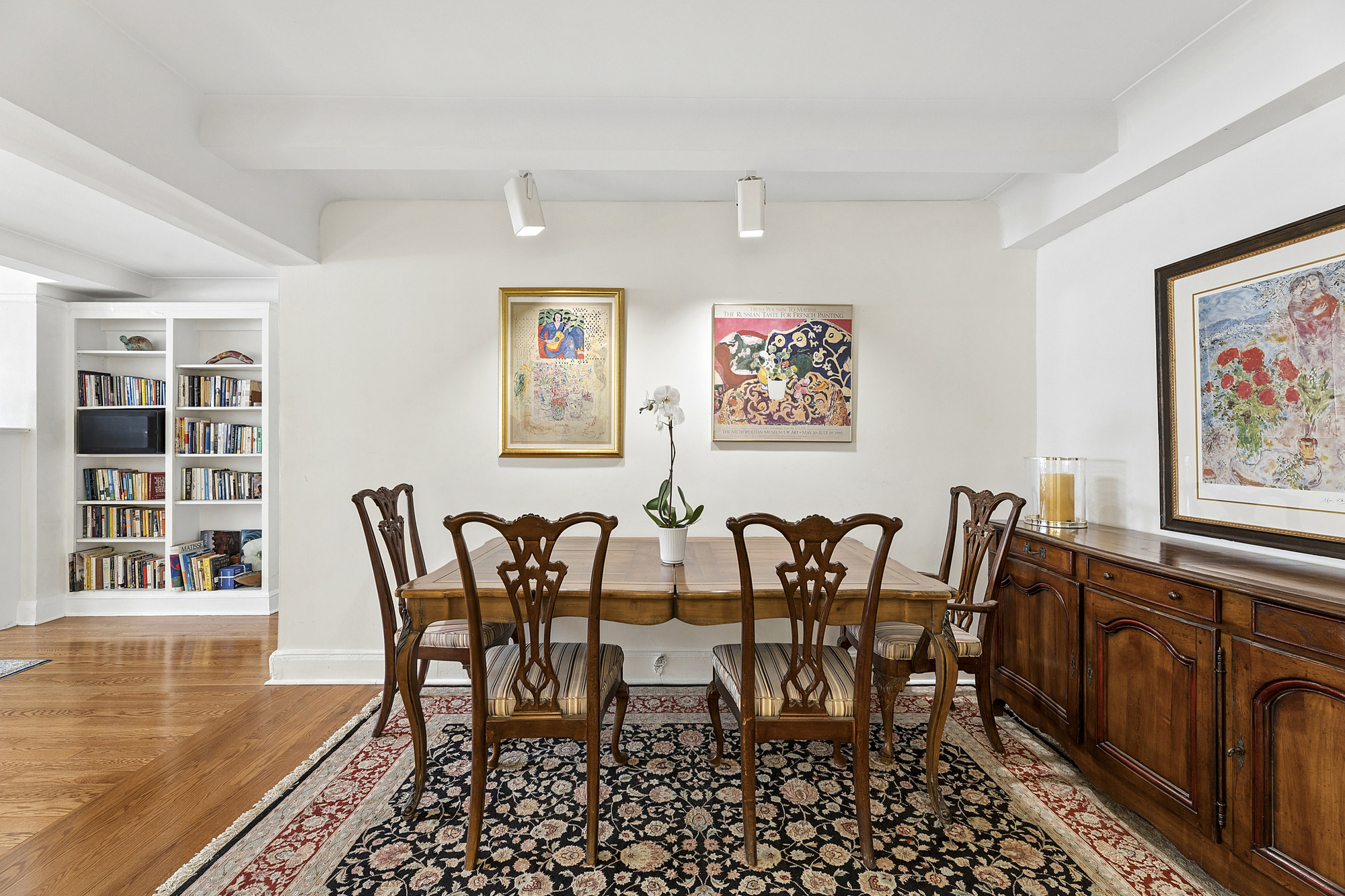 205 East 69th Street, Unit 2A Manhattan, NY 10021 - Photo 2 of 11