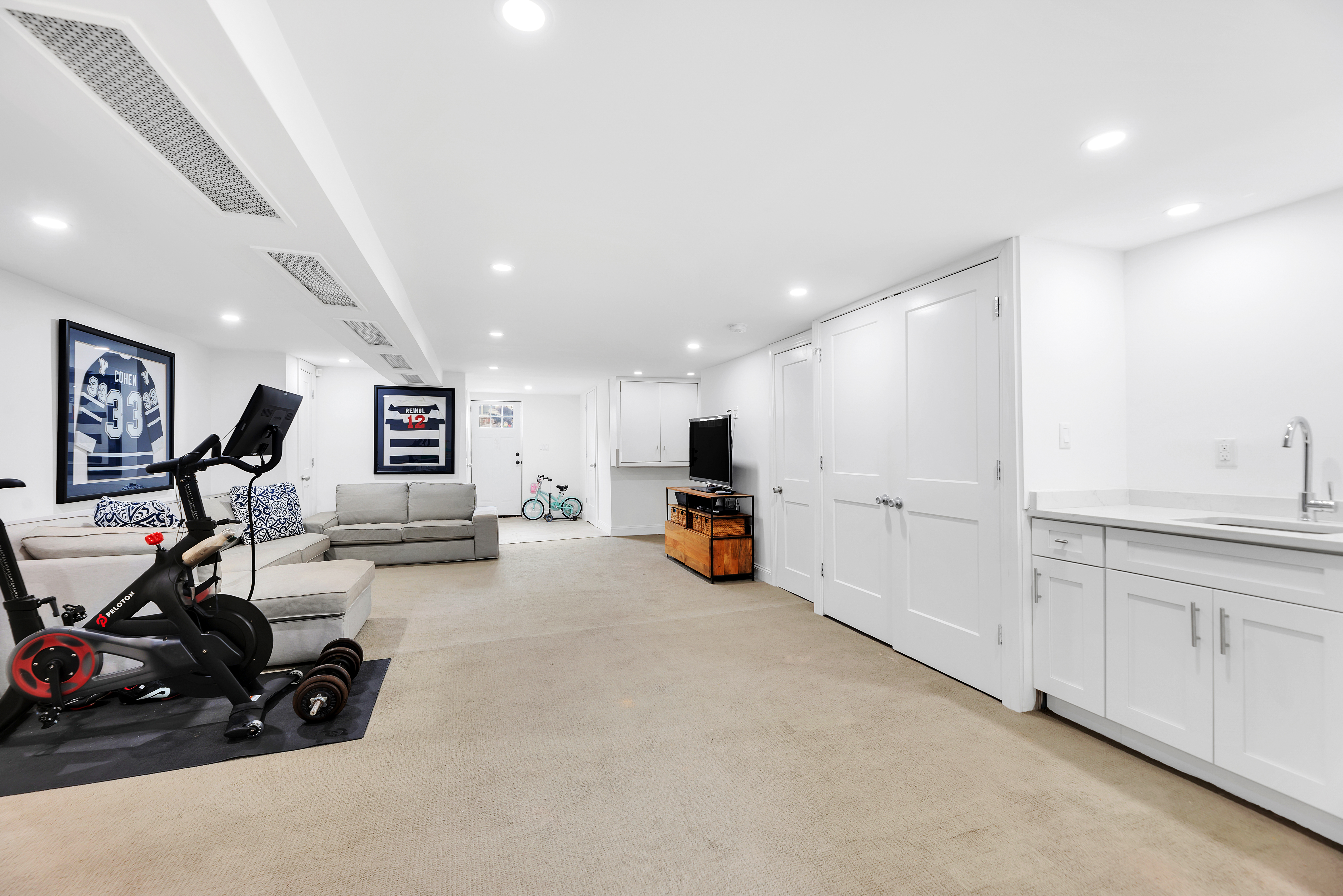 22-25 36th Street Queens, NY 11105 - Photo 11 of 16