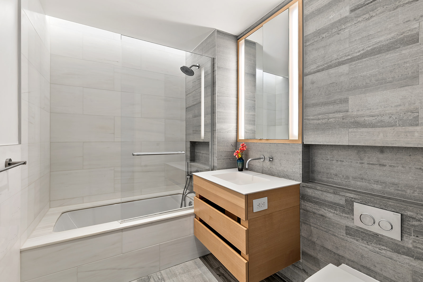 150 Rivington Street, Unit 3E Manhattan, NY 10002 - Photo 3 of 6