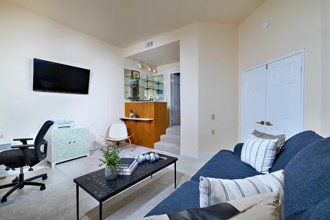 $985,000 | 11037 Caminito Vista Pacifica, San Diego, CA 92131