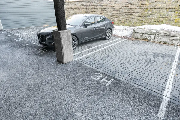 Contact Agent | 395 Alewife Brook Parkway, Unit 3H, Somerville, MA 02144