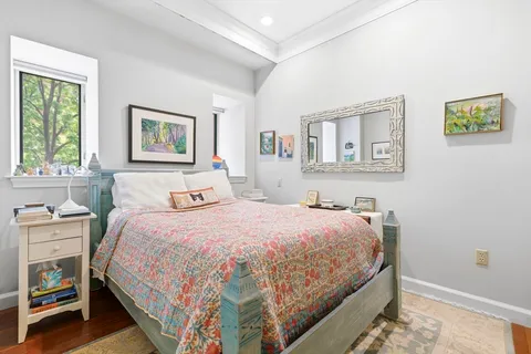 $799,000 | 2 Clarendon Street, Unit 301, Boston, MA 02116