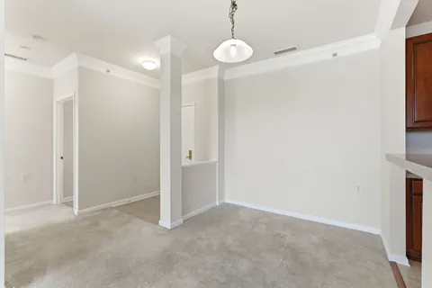$277,854 | 14241 Kings Crossing Boulevard, Unit 411, Boyds, MD 20841