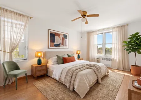$435,000 | 310 Beverley Road, Unit 4F | Kensington