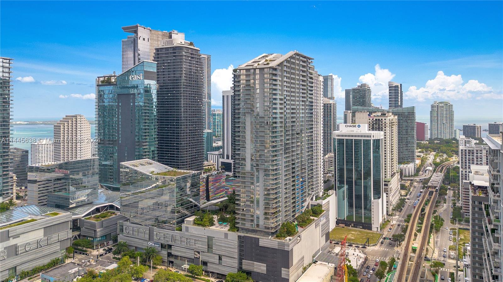 88 Southwest 7th Street, Unit PH4303 Miami, FL 33130 - Photo 80 of 97