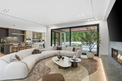 $5,695,888 | 6519 Brawner Street, McLean, VA 22101