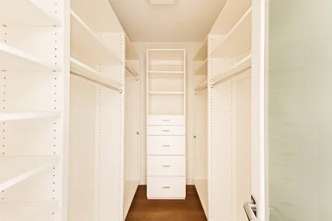 $1,349,000 | 1520 South Beverly Glen Boulevard, Unit 507, Los Angeles, CA 90024