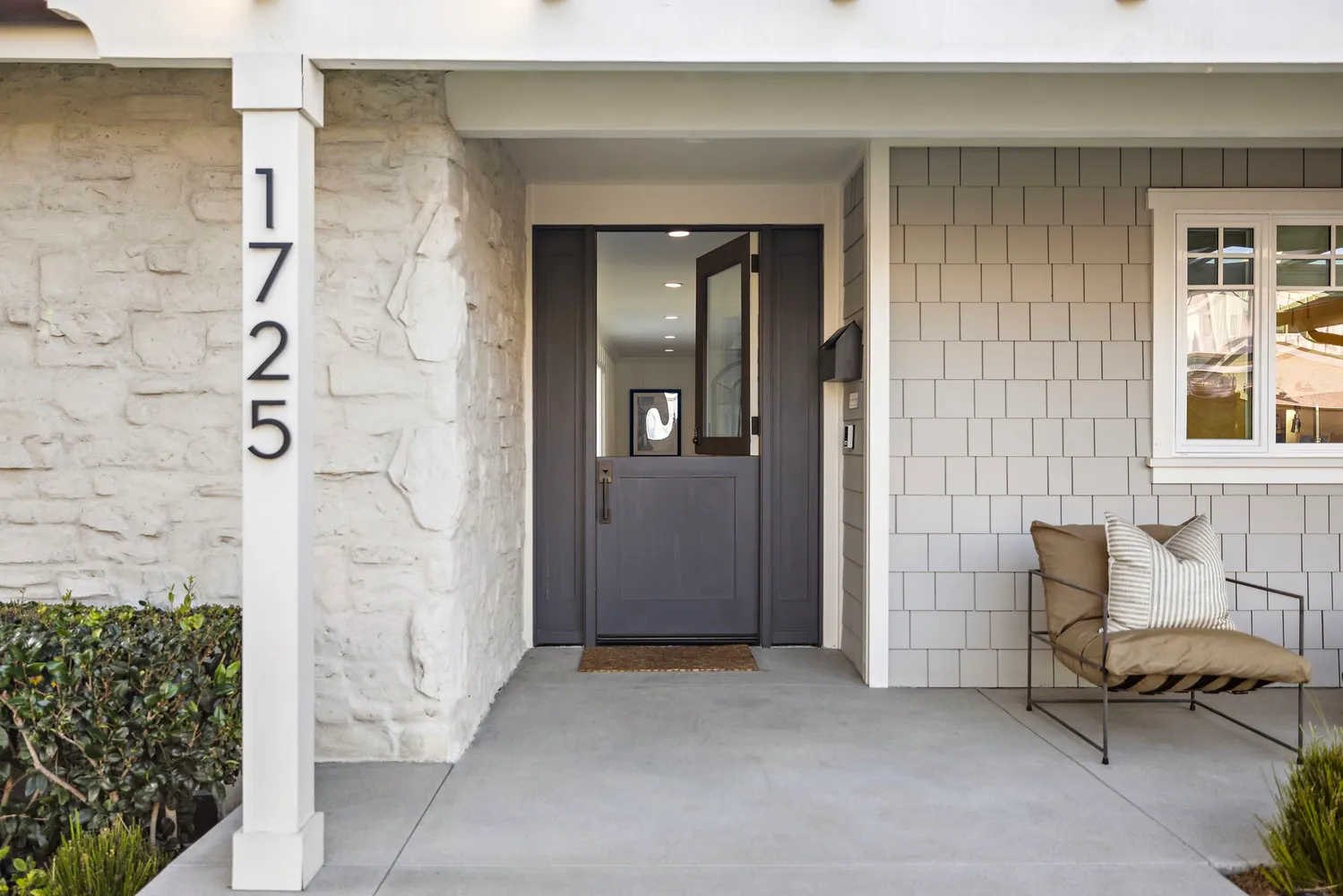 $5,295,000 | 1725 Skylark Lane, Newport Beach, CA 92660