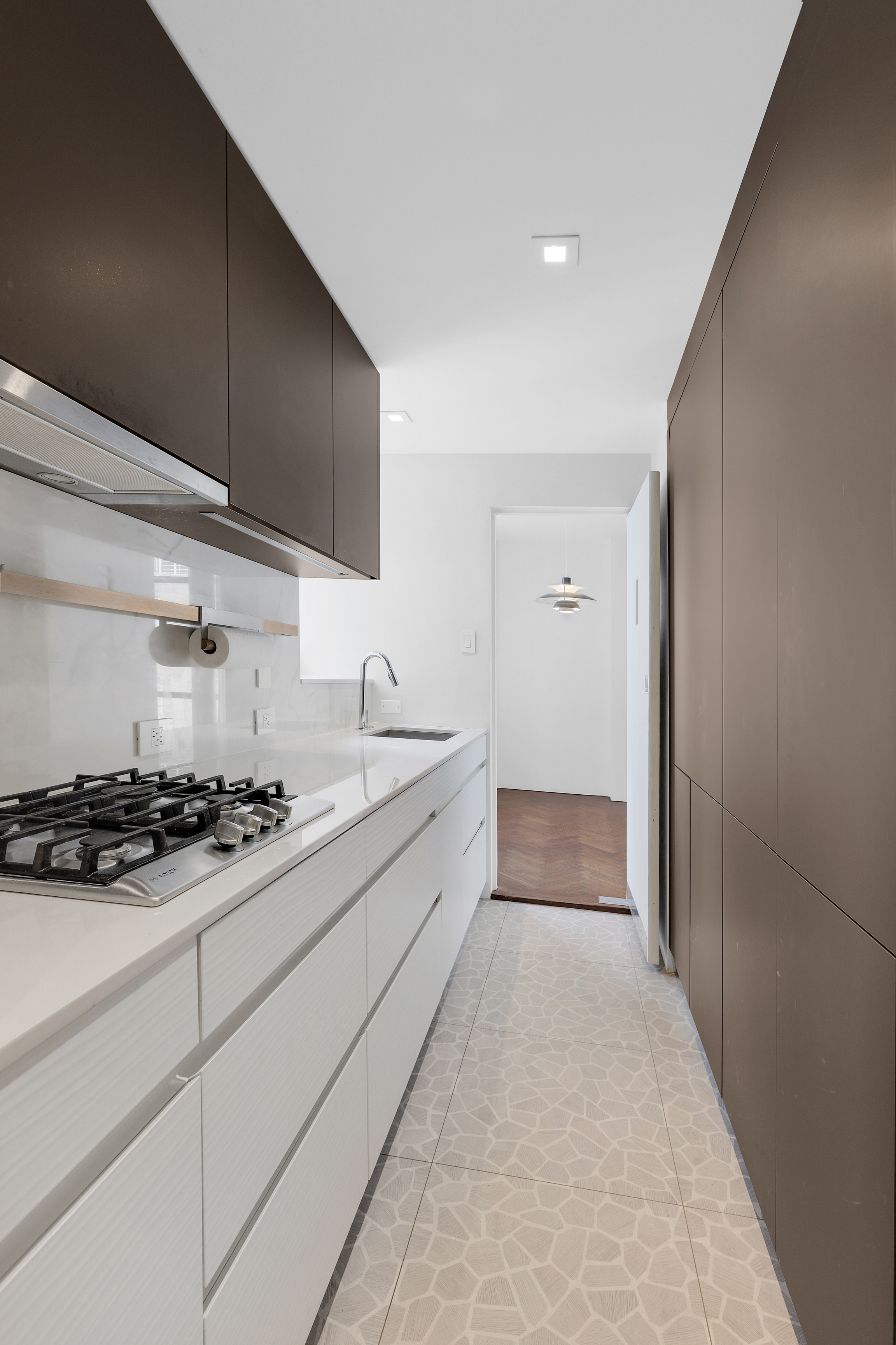 17 West 54th Street, Unit 10A Manhattan, NY 10019 - Photo 6 of 16