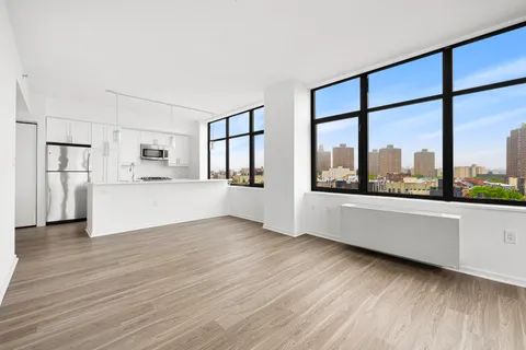 $4,638 | 424 Bedford Avenue, Unit 8B | Williamsburg