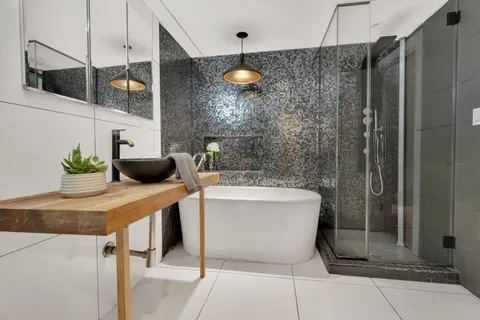 $999,999 | 476 East 134th Street | Mott Haven