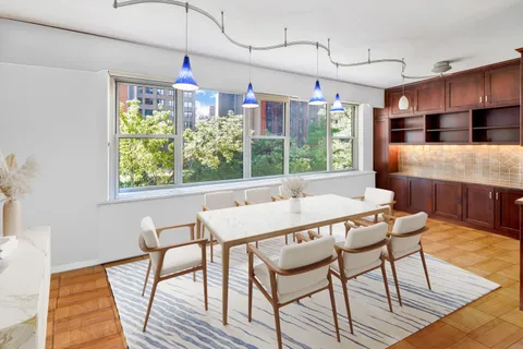 $1,695,000 | 80 East End Avenue, Unit 3HJ | Upper East Side