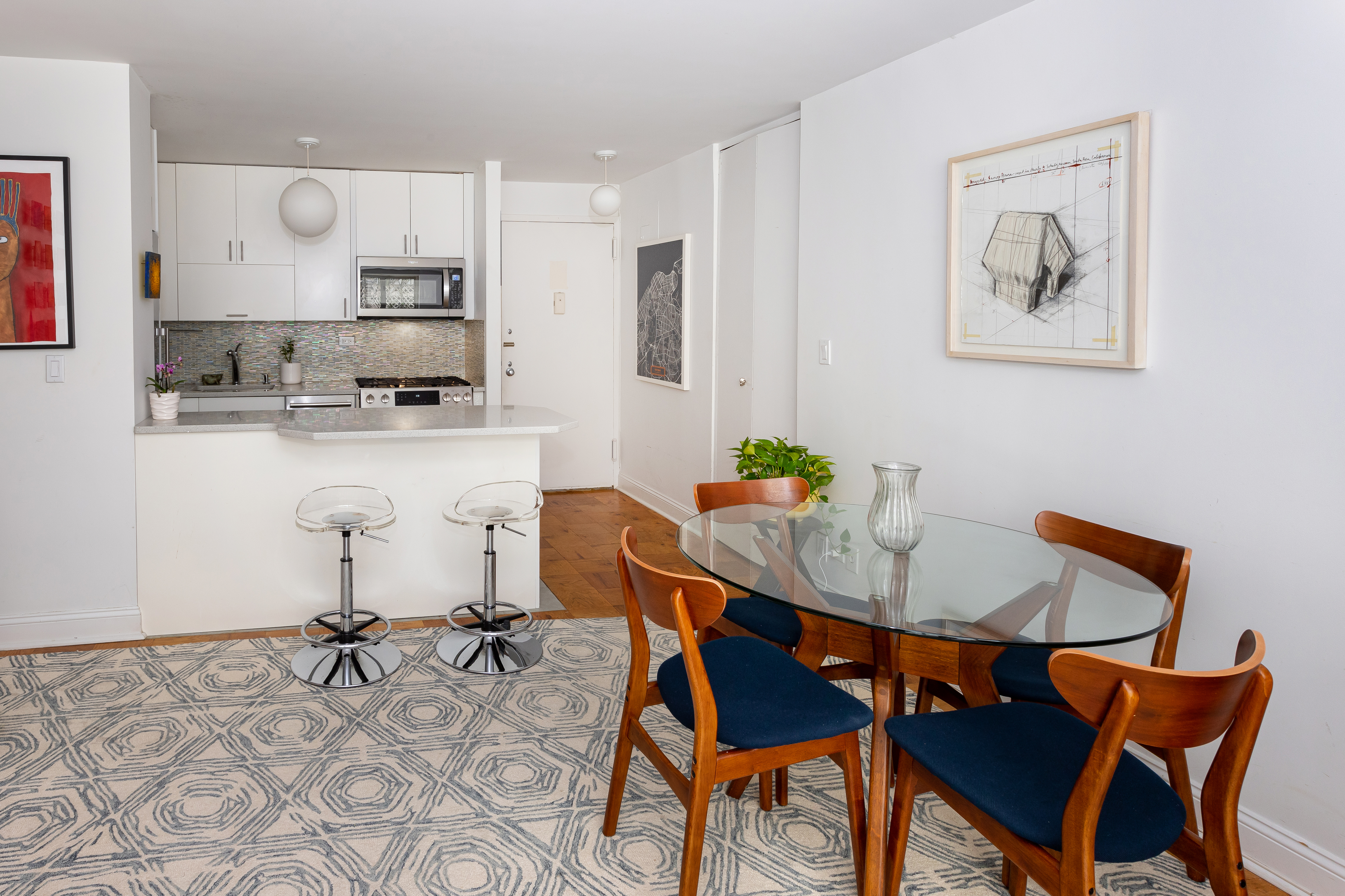 130 West 67th Street, Unit 2E Manhattan, NY 10023 - Photo 3 of 11 a view of a dining room with furniture
