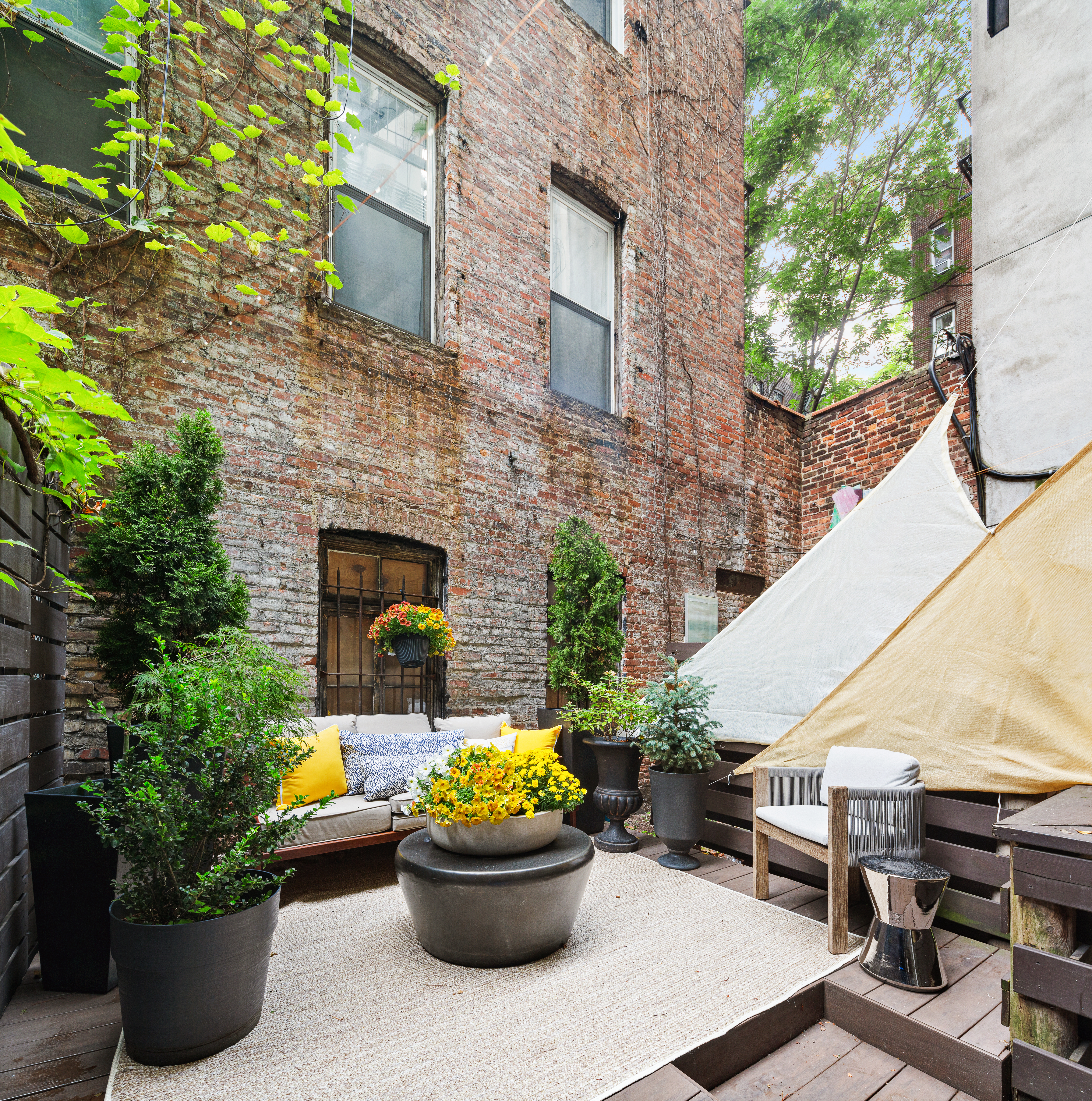 118 Suffolk Street, Unit 1B Manhattan, NY 10002 - Photo 1 of 10