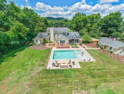 $3,200,000 | 510 Granny White Pike, Brentwood, TN 37027