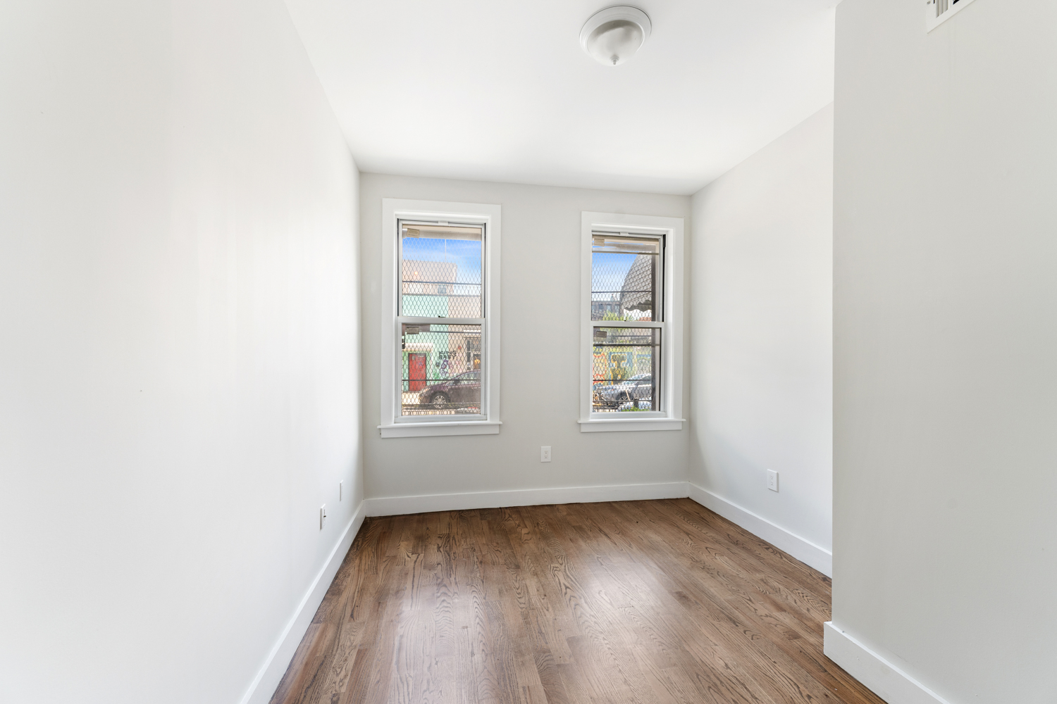 17 Grattan Street, Unit 1 Brooklyn, NY 11206 - Photo 4 of 12