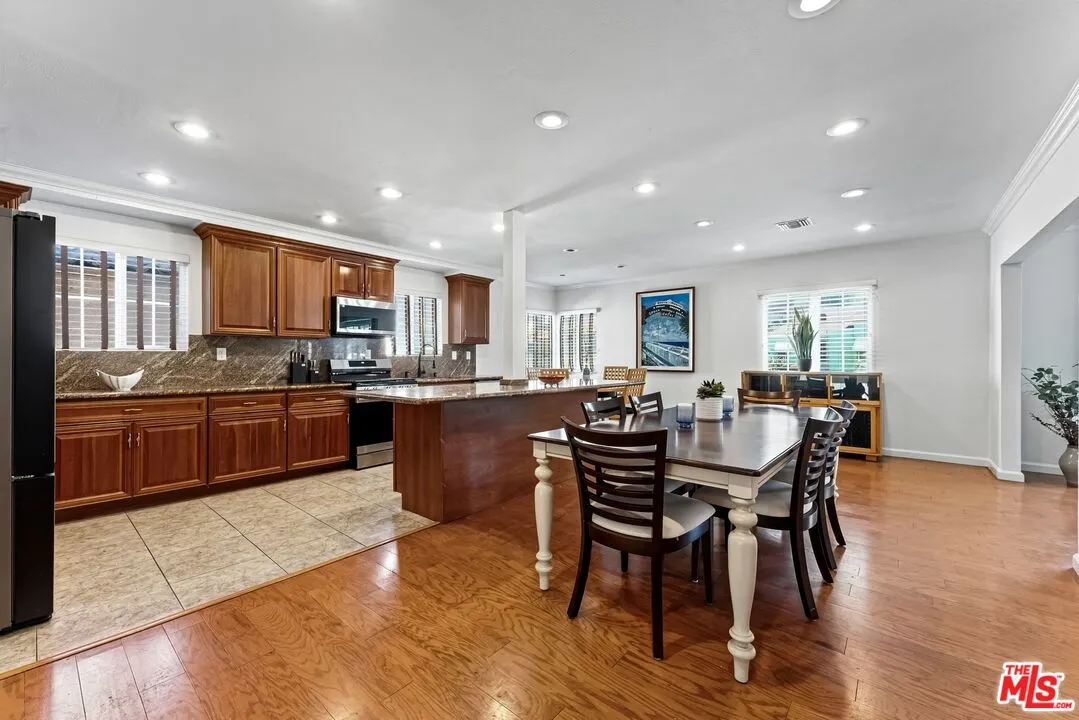 $1,400,000 | 3627 Olympiad Drive, View Park, CA 90043