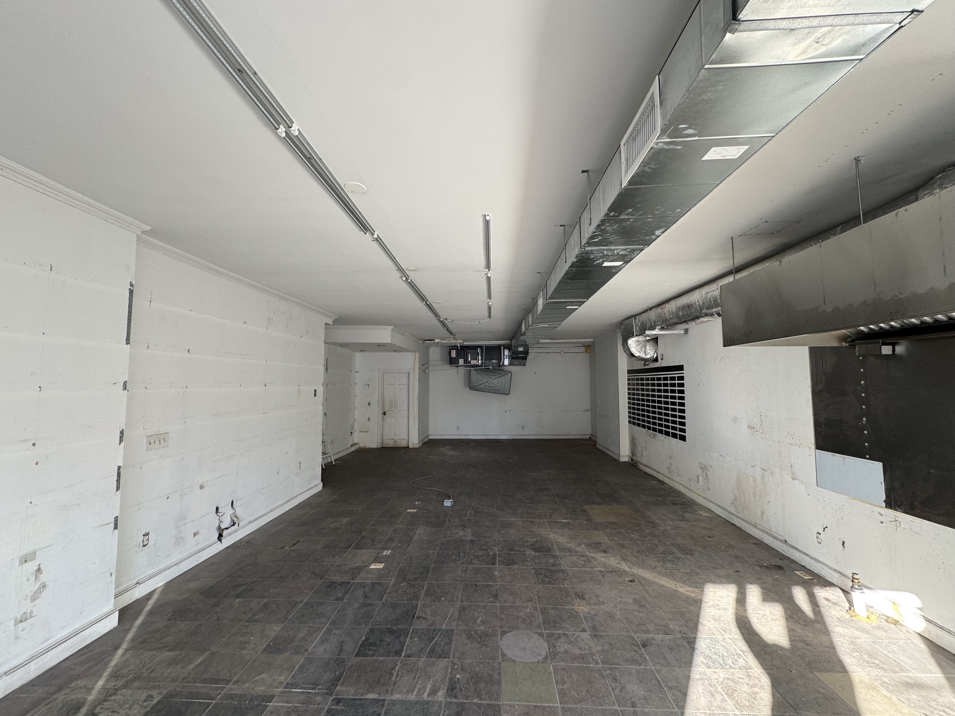 462 3rd Avenue, Unit STOREFRONT Brooklyn, NY 11215 - Photo 5 of 11 a view of a garage