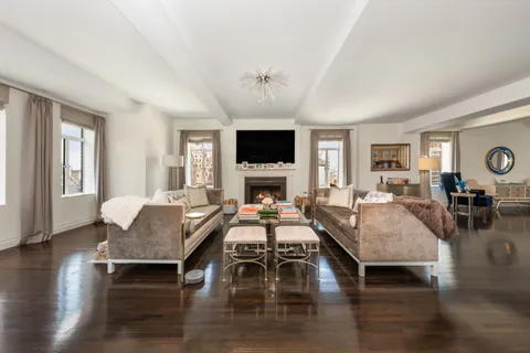 $18,000,000 | 737 Park Avenue, Unit 19A | Lenox Hill