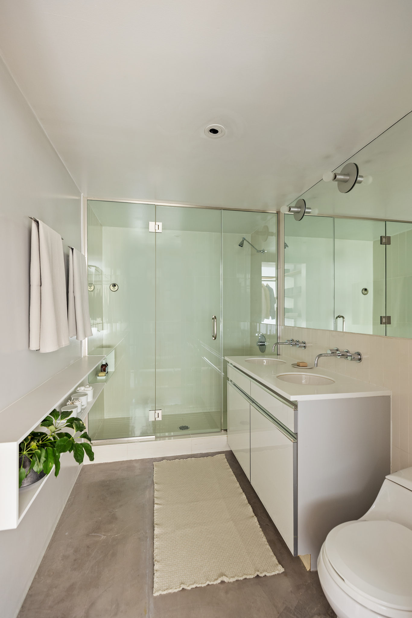 259 East 7th Street, Unit 2E Manhattan, NY 10009 - Photo 13 of 19
