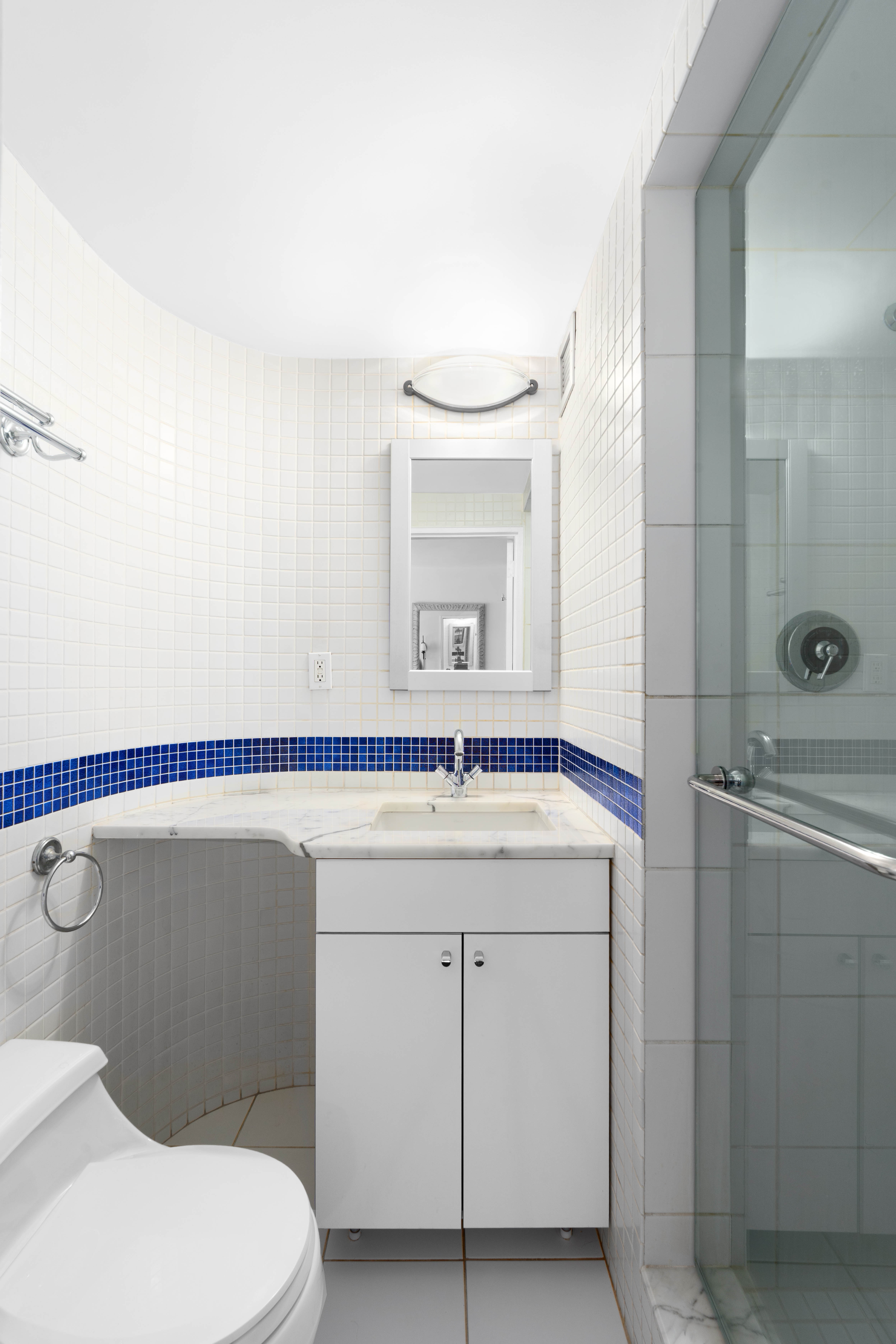 101 West 12th Street, Unit 5J Manhattan, NY 10011 - Photo 6 of 8