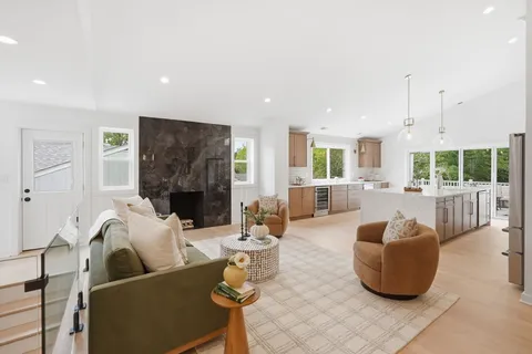 $1,550,000 | 2713 Navarre Drive, Chevy Chase, MD 20815
