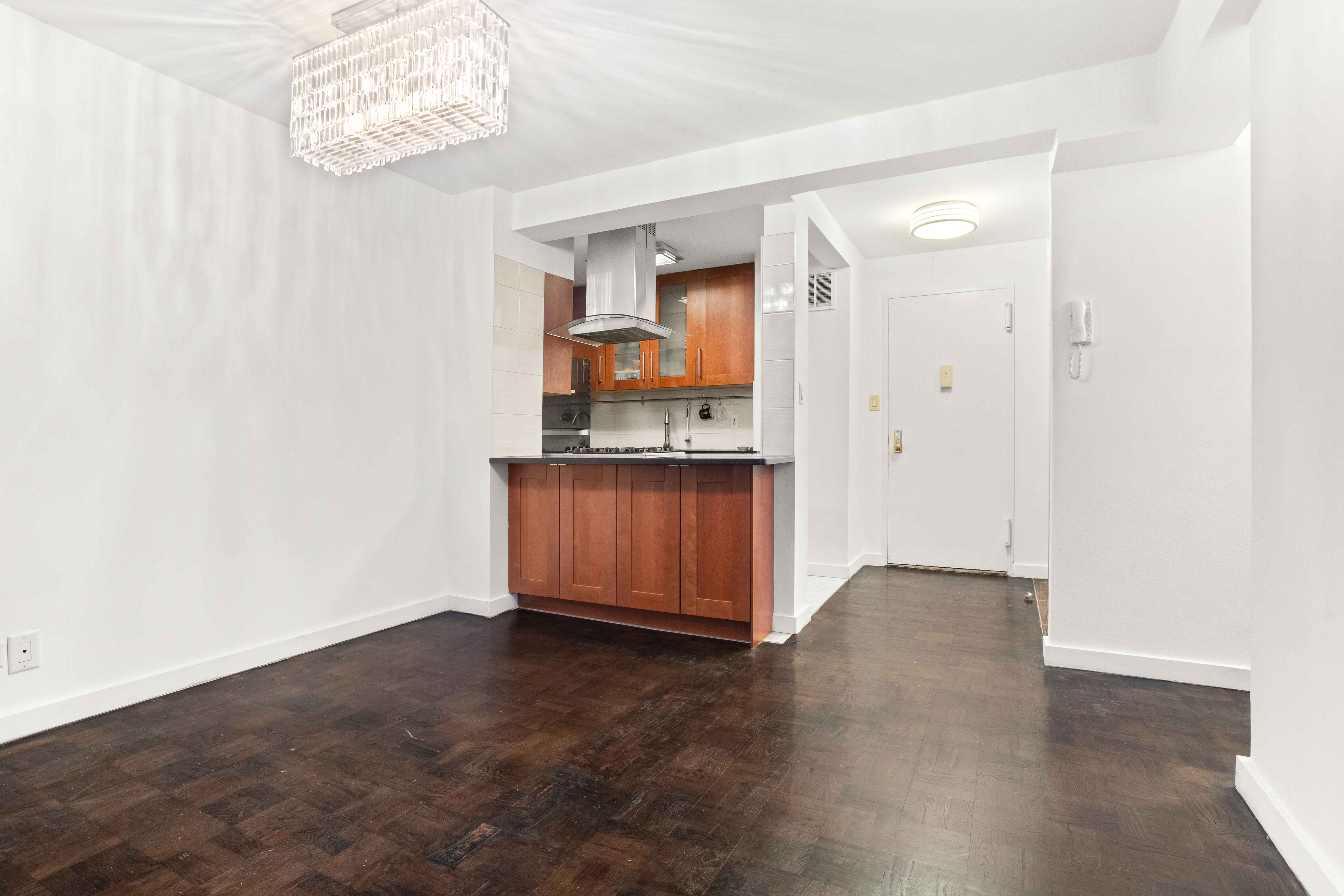 345 East 69th Street, Unit 2E Manhattan, NY 10021 - Photo 5 of 17
