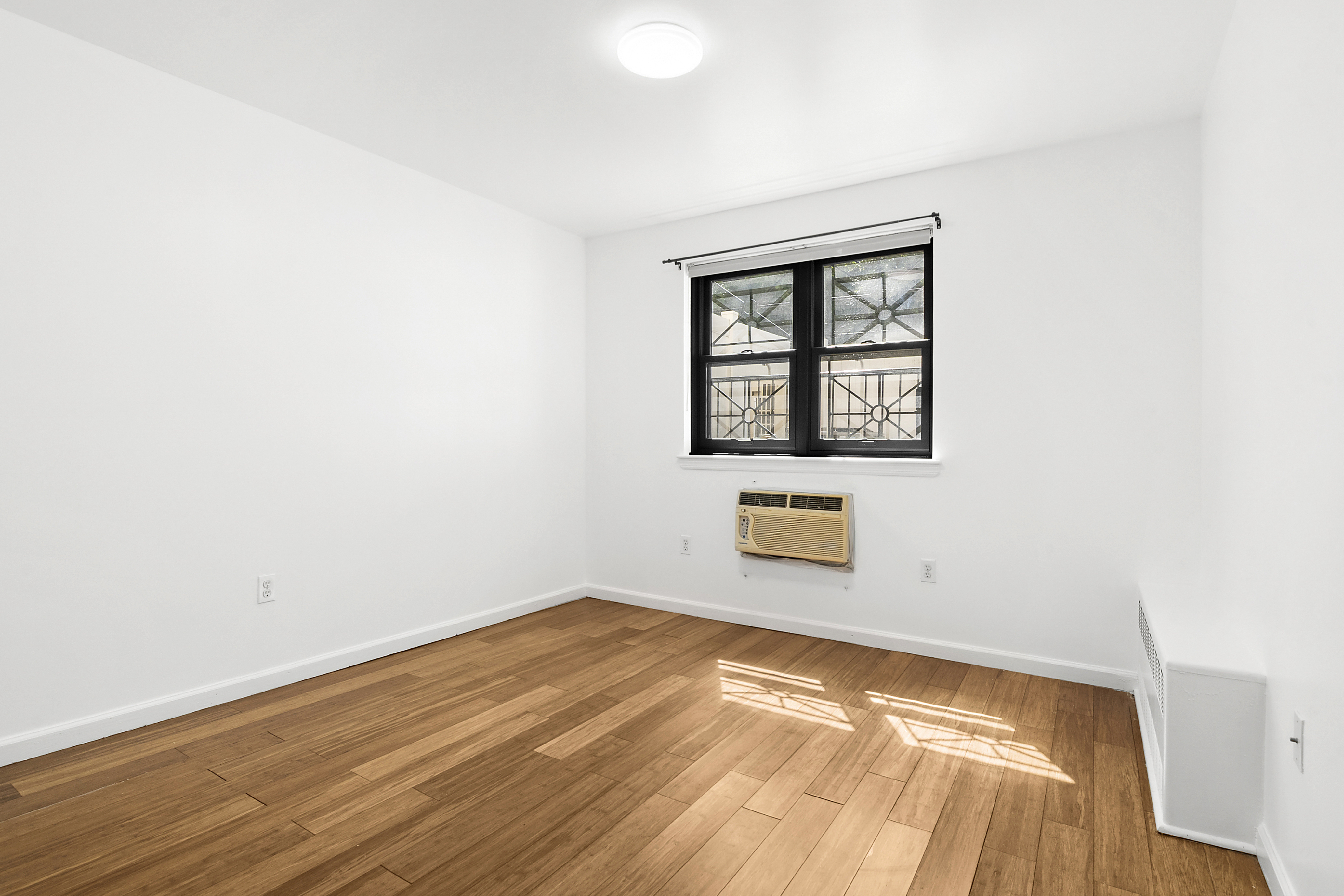 112 Pulaski Street, Unit #1 Brooklyn, NY 11206 - Photo 4 of 7