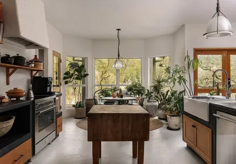 $1,599,888 | 412 Rancho Grande Drive, Wimberley, TX 78676