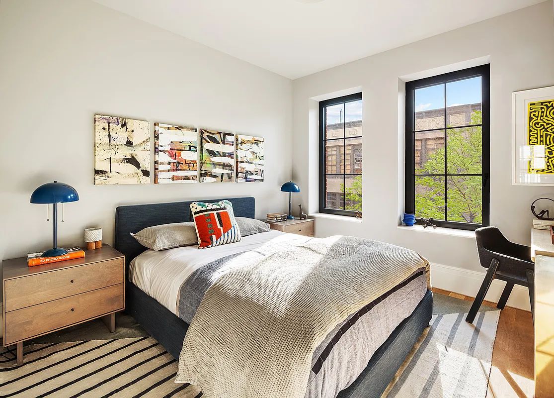 533 Pacific Street, Unit TH537 Brooklyn, NY 11217 - Photo 20 of 25 a bedroom with a bed and a window