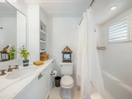 $11,950,000 | 1586 Mokulua Drive, Kailua, HI 96734